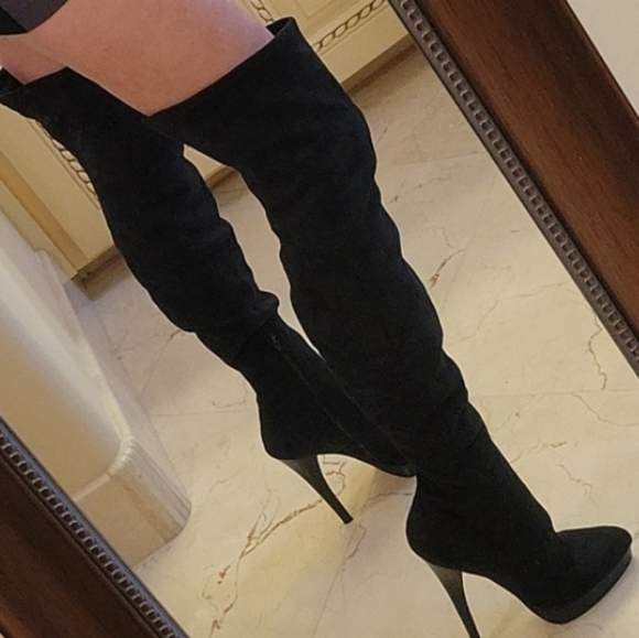 Steve Madden Shoes - Steve Madden MACKENZE Black Suede Platform stiletto OTK boots, 8.5